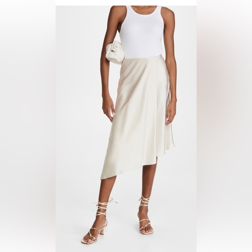 NEW W TAGS Alice and Olivia taupe silk skirt
